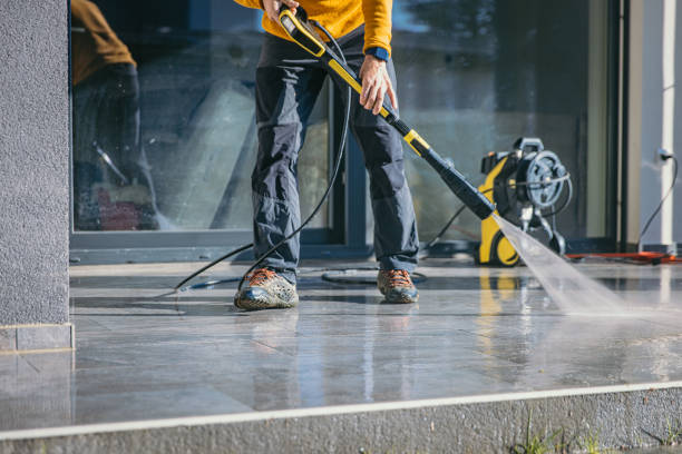 Pressure Washing Services for Businesses in Ferndale, MI